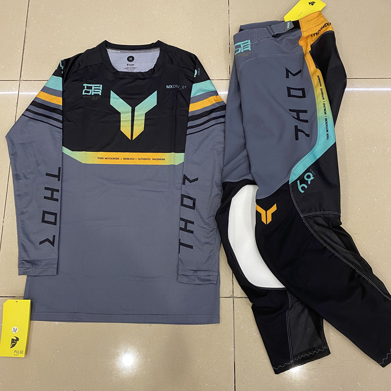 2026 런치모드 퓨처라 블랙/레드 기어 콤보 모터사이 - Motorcycle Gear Kit 리뷰 및 가격